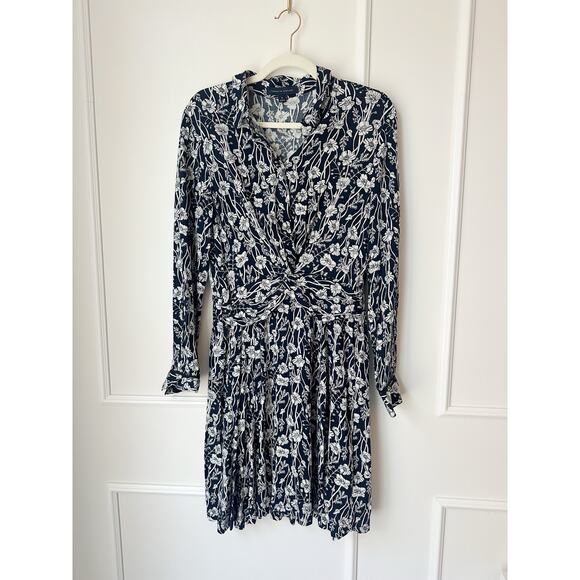 Tommy Hilfiger Dresses & Skirts - Tommy Hilfiger Navy and White Floral Dress Size M Long Sleeves Twist Waist